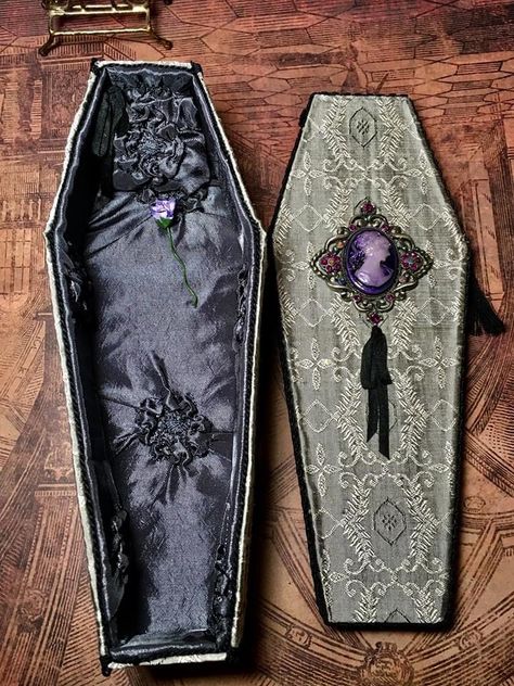 Victorian Coffin Casket, Coffins Aesthetic, Coffin Aesthetics, Coffin Reference, Coffin Aesthetic, Coffin Door, Victorian Coffin, Aesthetic Coffins, Coffin Vampire