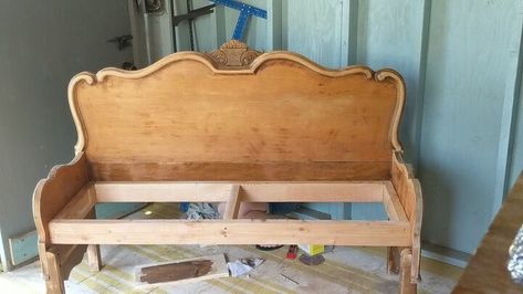 Diy Headboard Bench Ideas, Bench Made Out Of Headboard, Headboard Into Bench Diy, Headboard To Bench Diy, How To Make A Bench Out Of A Headboard, Bench Made From Headboard, Bench Ideas Indoor, Headboard Bench Diy, Bench From Headboard