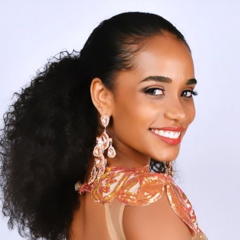 Toni-Ann Singh:winner of 2019 miss world Toni Ann Singh, Jamaican Women, Medical Doctor, Online News, Miss World, Girls World, Beauty Pageant, Beauty Queens, The Caribbean