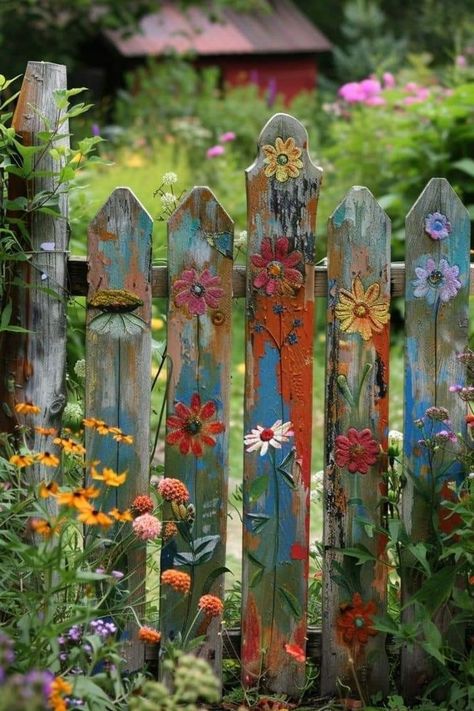 Oklahoma Landscaping, Small Garden Landscaping Ideas, Small Garden Landscaping, Macrame Beginners, Small Garden Design Ideas, Garden Landscaping Ideas, Garden Fence Art, Fence Art, Garden Whimsy