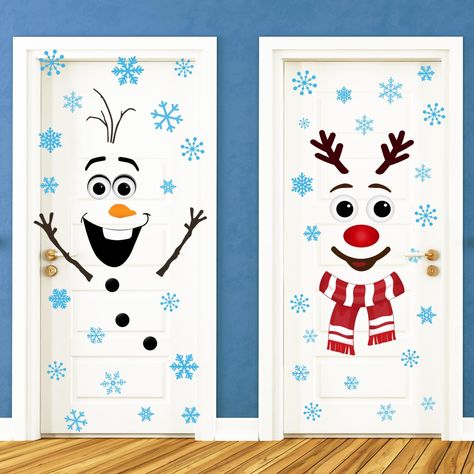 Snowman For Door Decoration, Christmas Door Decorations Bedroom, Door Snowman Decoration, Kids Door Christmas Decorations, Christmas Decor Ideas School Door, Christmas Paper Door Decorations, Decorated Doors For Christmas At Work, Snowman Wall Decor, Frozen Door Decorations For School