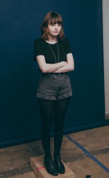 Laura mayberry Chvrches Lauren Mayberry, Lauren Mayberry, Art Literature, Music Nature, Estilo Indie, I Love Jesus, Love Jesus, Fire Fits, She Girl