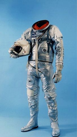 headless astronaut Project Mercury, Nowhere Man, Astronaut Suit, Nasa Photos, Space Fashion, Putao, Nasa Astronauts, Space Race, Space Odyssey