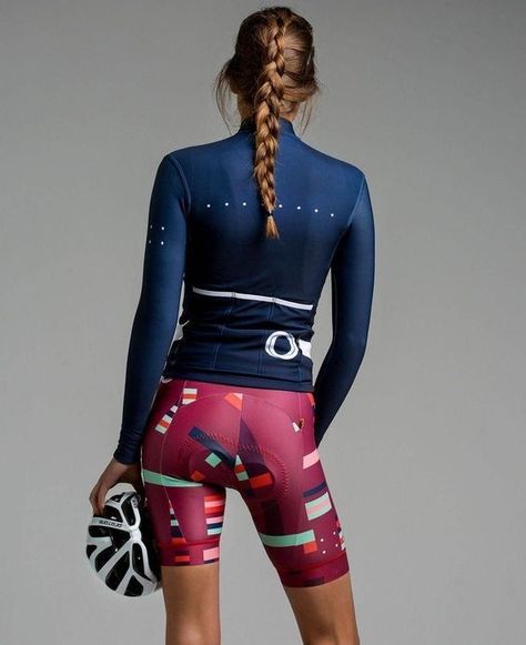 Cycling Clothing And Equipment, Cycling Shorts Outfit, Female Cyclist, Bike Clothing, Cycling Clothes, Road Bike Women, Cycle Chic, Mountain Bike Shoes, Bicycle Shorts