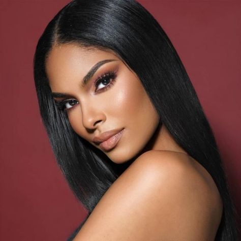 Puerto Rico Ashley Ann Cariño Barreto (born August 3, 1994) Top 5 Miss Universe 2022 Miss Puerto Rico, Goddess Makeup, Ashley Ann, Puerto Rican Pride, Island Living, Miss Universe, Living History, Beautiful Makeup, Puerto Rico