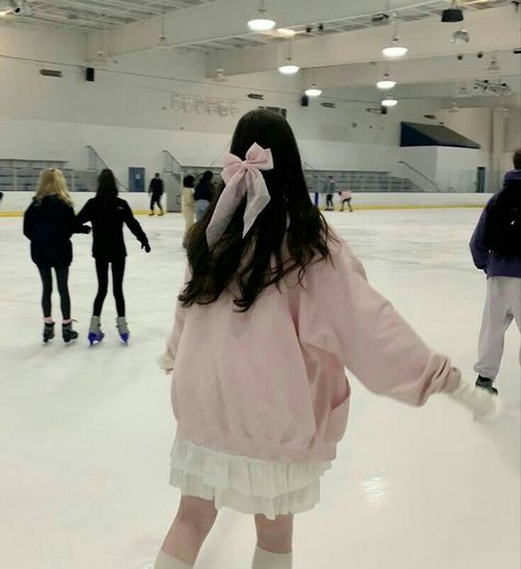 Skating, Pink, White