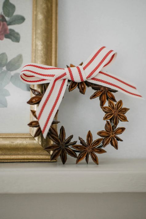 Rustic DIY Star Anise Christmas Wreath - The Rooted Farmhouse Sustainable Christmas Wreath, Diy Vintage Wreath, Creative Christmas Wreaths Diy, Diy Star Anise Wreath, German Ornaments Diy, Star Anise Decorations, Star Anise Ornaments, Dried Wreath Diy, Star Anise Wreath Diy