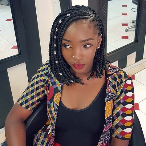 Bob Cornrow Braids, How To Do Edges With Braids, Short Braided Hairstyle, Cute Cornrows, Bob Box Braids Styles, Short Bob Braids, Goddess Braid, Braids Bob, Thinning Edges