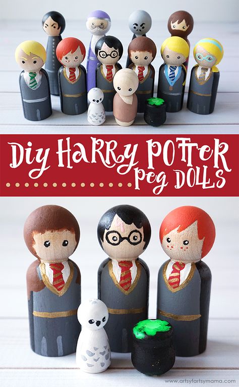 Create your own Harry Potter character peg dolls to play with, collect, or give as gifts! #harrypotter #pegdolls #diy #craft #paint Painted Peg Dolls, How To Paint Peg Dolls, Wooden Peg Doll Ideas, Harry Potter Diy Crafts, Fanfiction Recommendations, Harry Potter Dolls, Paint Christmas, Cumpleaños Harry Potter, Harry Potter Character