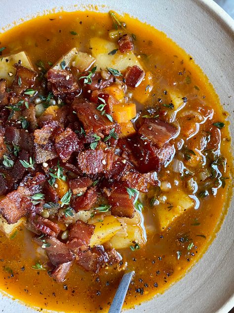 Smoky Lentil Soup, Bacon Vegetable Soup, French Lentil Soup Recipe, Lentils With Bacon, French Lentil Recipes, Bacon Bean Soup, Gourmet Soups, Lentil Bacon Soup, Lentil Soup With Bacon