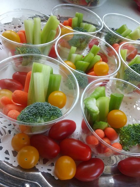 Kid's birthday- ranch dressing and fresh veggie sticks for dipping! Veggies On A Stick, Snack Fridge, Veggie Sticks, Raw Veggies, Salad In A Jar, Cheese Sticks, Healthy Snacks For Diabetics, On A Stick, Eat Well