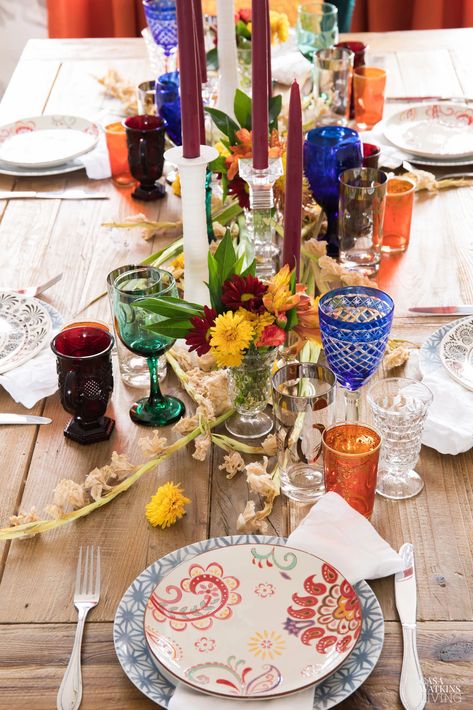 Boho Thanksgiving Table, Thanksgiving Decorations Table Setting, Boho Thanksgiving, Boho Tablescape, Thanksgiving Planner, Simple Thanksgiving, Thanksgiving Dinner Table, Thanksgiving Tablescape, Orange Candle