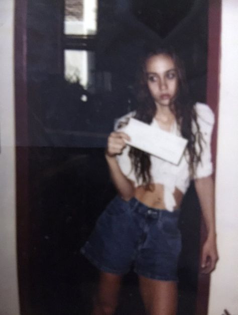 Twitter Polaroid Picture, Fiona Apple, Polaroid Pictures, 90s Vibes, Beautiful Music, I Love Music, Shrek, Pics Art, 90s Fashion