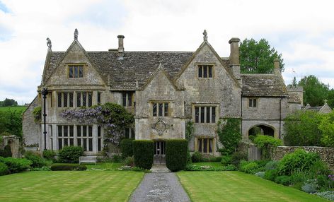 The Manor House (c.1550), Sandford Orcas, Dorset, England | Flickr Tudor Style Homes Interior, Manor House Plans, Tudor Manor, English Houses, English Architecture, The Manor House, English Manor Houses, British Architecture, Dorset England