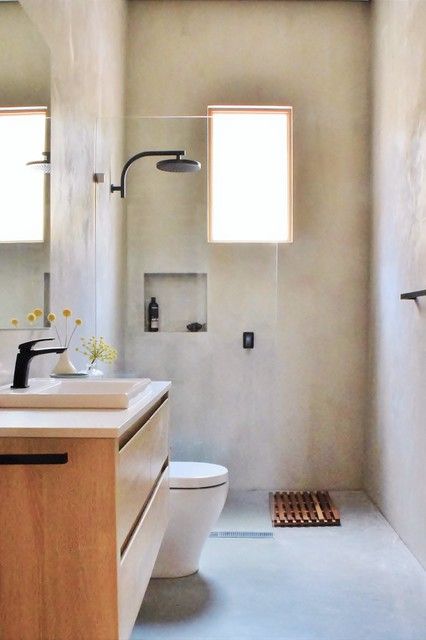 Polished Plaster Bathroom Renovation - Contemporary - Perth - by Daisyfish Design Studio | Houzz AU Plaster Bathroom, Tadelakt Bathroom, Drømme Bad, Small Shower Room, Warm Bathroom, Minimalist Bathroom Design, Polished Plaster, Small Bathroom Makeover, Venetian Plaster