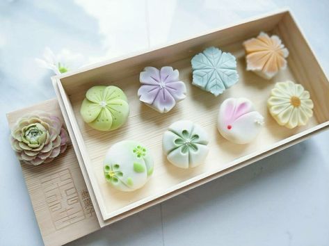 ☆Wagashi Wagashi Art, Desserts Japonais, Japanese Wagashi, Japanese Sweets Wagashi, Japanese Desserts, Japanese Sweet, Japanese Candy, Japanese Dessert, Japanese Sweets