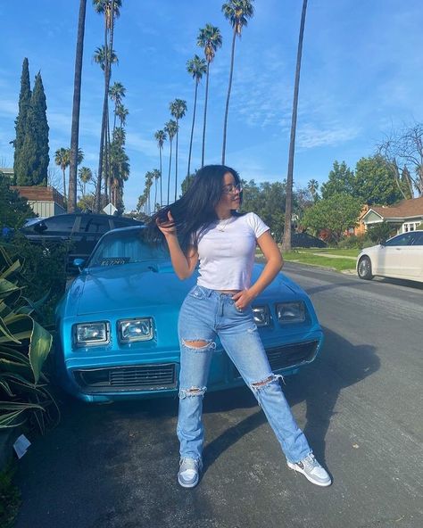 Cierra Ramirez Outfits, Miss Thang, Cierra Ramirez, Body Types Women, Pisces Woman, Fashion Dictionary, Cute Everyday Outfits, Celebrity Outfits, Old Skool