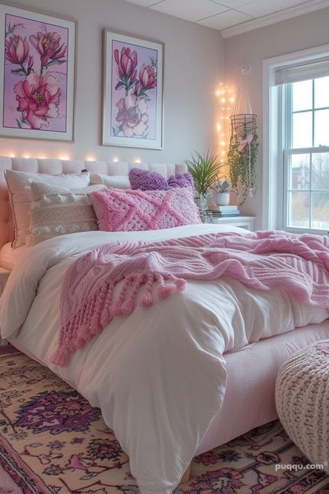 Home Decor Ideas Pink, Girly House, Apartment Simple, Color Bedroom, Girly Apartment Decor, College Apartment Decor, Future Apartment Decor, Dorm Room Inspiration, Redecorate Bedroom