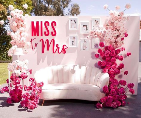 Outdoor Bridal Showers, Pink Bachelorette, Bridal Shower Inspo, Bridal Shower Backdrop, Bridal Shower Planning, Chic Bridal Showers, Bridal Shower Inspiration, Bridal Bachelorette Party, 30th Bday