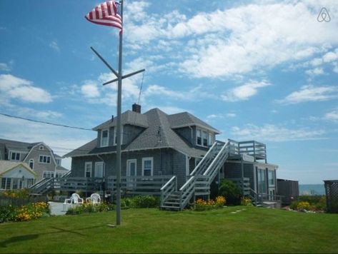 Top Vacation Rentals in dennis by Owner 7 bedrooms House Rentals by Owner #106005 Cape Cod Vacation Rentals, Bedroom Beach House, For Rent By Owner, Cape Cod Vacation, Beautiful Vacation Destinations, Vacation Rentals By Owner, Vacation Tops, Beach Bedroom, Vacation Home Rentals