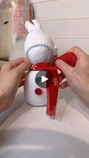 182K views · 2.6K reactions | Tis the season! ❄️☃️ How to make a sock snowman #christmascrafts #artsandcrafts #crafting #snowman | Emily Seilhamer Art Snow Man Making For Kids, Salt And Pepper Shaker Snowman Diy, Sock Santa Claus Diy, Diy Snowmen Crafts, Sock Snowmen With Rice, Snowman Diy Decorations, How To Make A Snowman, Snowman Craft For Toddlers, Snowman Decorating Ideas