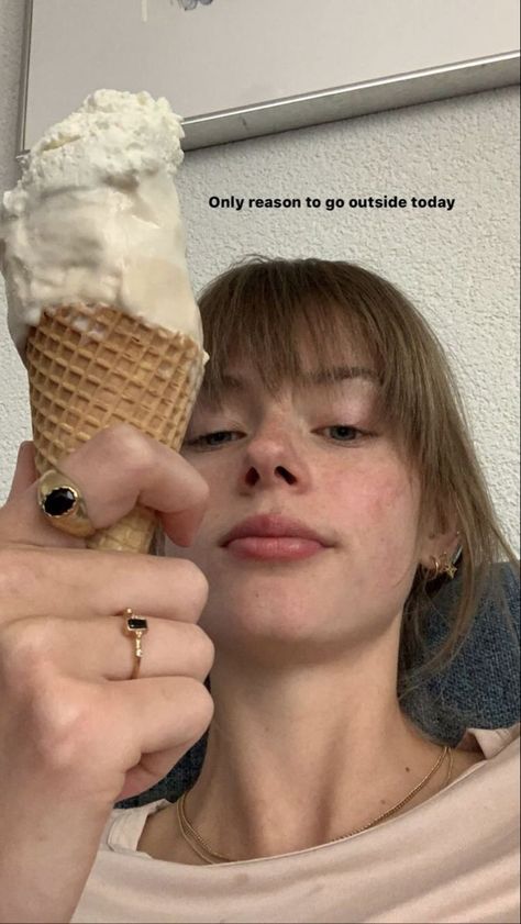 . #cover #instagram #post Ice Cream Poses Photo Ideas, Ice Cream Ig Captions, Ice Cream Snapgram, New Year Ig Story Ideas, Ice Cream Photography Instagram, Kids Instagram Story Ideas, That Girl Instagram Story, Featured Name Ideas, Captions For Sister Pics