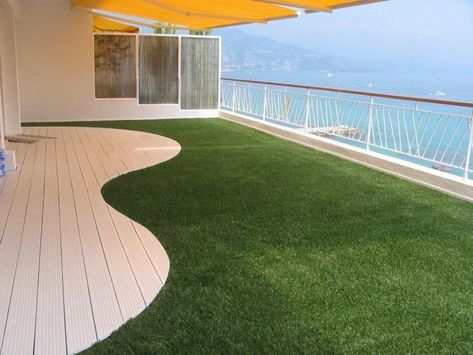 Penthouse Outside, Green Grass Carpet, Artificial Grass Ideas, Artificial Grass Balcony, Open Office Design, Carpet Green, Artificial Grass Carpet, Feature Wall Design, Grass Carpet