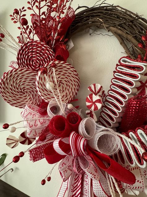 Candy wreath diy