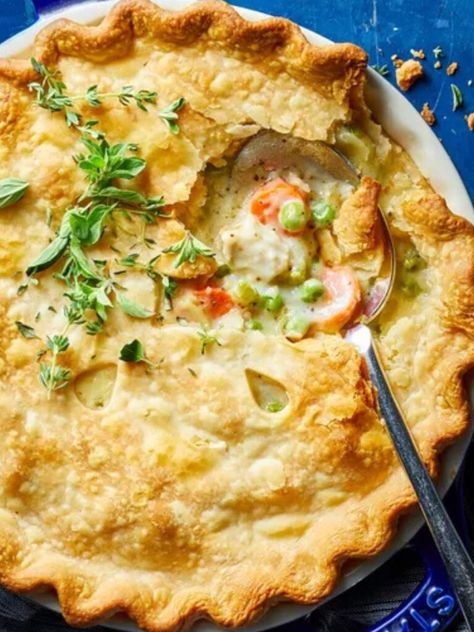 Paula Deen Chicken Pot Pie, Paula Deen Chicken, Chicken Pot Pie Crust, Homemade Pot Pie, Flour Chicken, Chicken Potpie, Easy Chicken Pot Pie Recipe, Best Chicken Pot Pie, Pot Pie Recipes