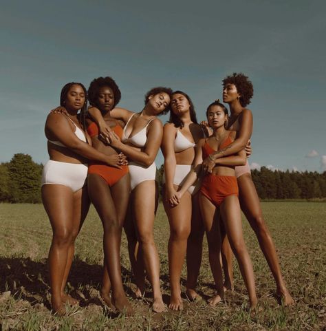 Inclusive Fashion Editorial, Body Inclusive Aesthetic, Body Inclusivity Photography, Diversity Fashion, Body Diversity Fashion, Body Inclusive Fashion, Fashion Diversity, Fashion Inclusivity, Inclusive Swimwear