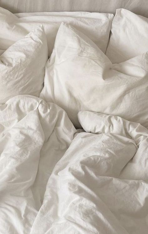 Comfy Sheets Aesthetic, Sleep Vision Board Aesthetic, Soft Things Aesthetic, Relaxing In Bed Aesthetic, Get Enough Sleep Aesthetic, Sleep Aethstetic, Sleep Asthetic Picture, Clean Sheets Aesthetic, Peaceful Sleep Aesthetic