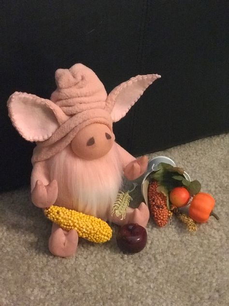 Chicken Gnomes Diy, Gnome Animals, Pig Gnome, Gnome Animals Diy, Diy Highland Cow Gnome, Cow Gnome, Animal Gnomes Diy, Horse Gnome Diy, Cow Craft