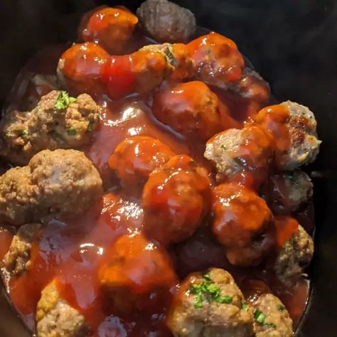 Cape Cod Cocktail Meatballs, Frozen Italian Meatballs, Cocktail Meatball Recipes, Cap Cod, Cocktail Meatballs, Jellied Cranberry Sauce, Frozen Meatballs, Sweet And Sour Sauce, Meatballs Recipe