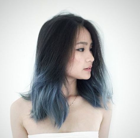 black to gray ombre hair More Black To Grey Ombre Hair, Black Hair Ombre, Grey Ombre Hair, Blond Ombre, Blue Ombre Hair, Ombre Bob, Gray Ombre, Ombré Hair, Super Hair