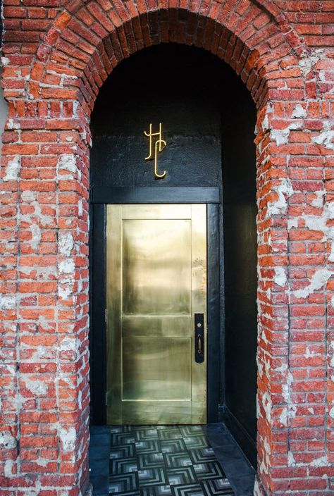 The Gold Standard: 10 Outrageously Beautiful Things | Apartment Therapy Metal Entrance Doors, Front Door Apartment, Apartment Entryway Decor, Lighting Apartment, Door Lighting, Best Front Door Colors, Front Door Lighting, Best Front Doors, Green Front Doors