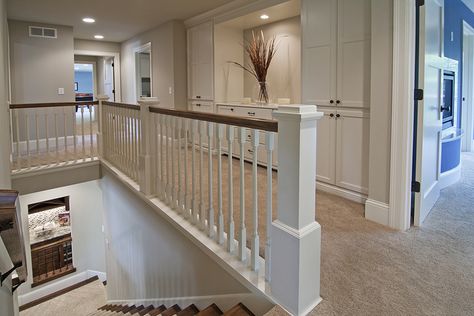 Love the Built Ins Top Of Stairs, Upstairs Landing, Kids Bedroom Remodel, Small Bedroom Remodel, Upstairs Hallway, Foyer Decorating, Basement Bedrooms, Custom Built Homes, Diy Remodel