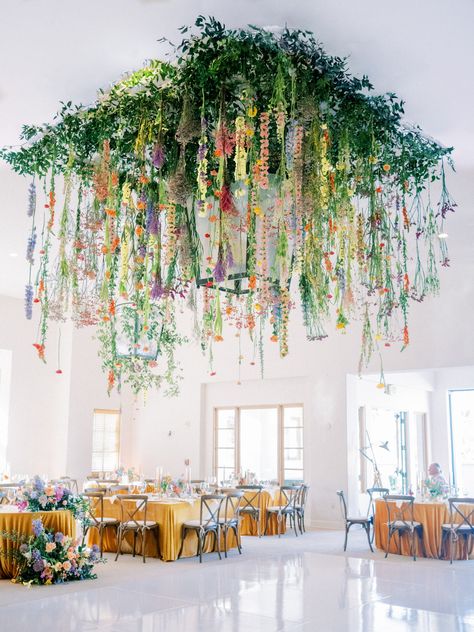 Martha Weddings, Spring Flower Arrangements, Floral Chandelier, Wedding Aesthetic, Martha Stewart Weddings, Bright Spring, Design Studios, Wildflower Wedding, Deco Floral