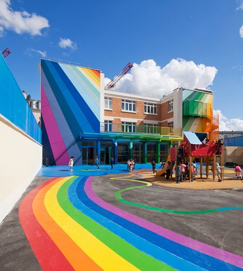 colorful french school in paris - love! Painted Playground, Fasad Design, Colorful Places, Kunst Inspiration, Colourful Buildings, Children Play, French School, Manama, Palau