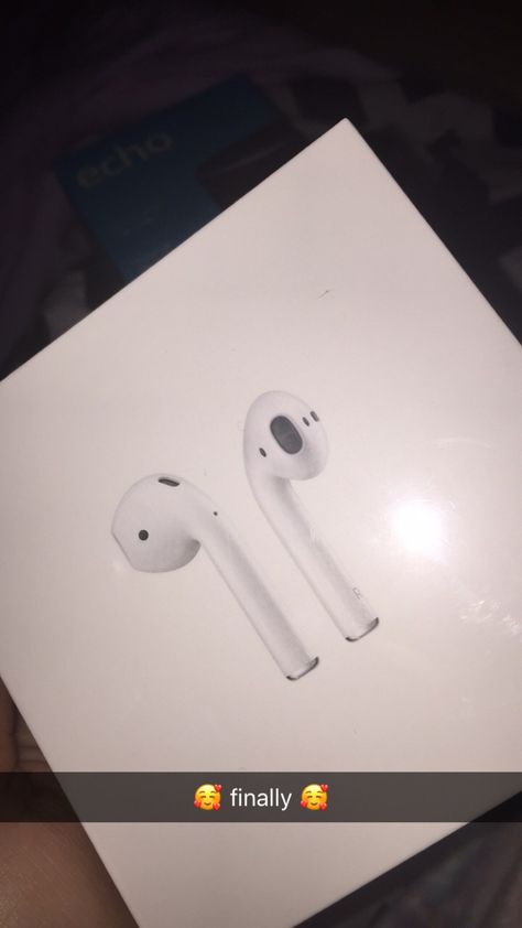 AirPods , snap: curly_headedd Airpods Snap, Gift Snapchat, Creative Snapchats, Iphone Gifts, Night Video, Iphone Obsession, Snapchat Story, Iphone Organization, Good Music Quotes