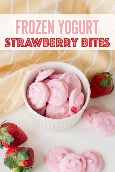 Strawberry Yogurt Bites, Toddler Treats, Strawberry Bites, Strawberry Frozen Yogurt, Snack To Make, Frozen Yogurt Bites, Healthy Snacks To Make, Yogurt Bites, Healthy Sweet Snacks