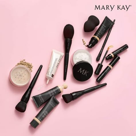 Enter To Win Graphic, Mary Kay Usa, Mary Kay Logo, Base Mary Kay, Kosmetyki Mary Kay, Mary Kay Facebook, Mary Kay Inspiration, Red Lipstick Shades, Mary Kay Marketing