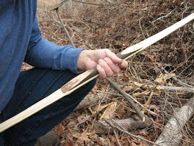 Sensible Survival: Build a Bamboo Survival Bow in 30 Minutes Homemade Bow And Arrow, Survival Bow, Homemade Bows, Make A Bow, Archery Bows, Archery Bow, Bow Arrow, Traditional Archery, Wooden Bow