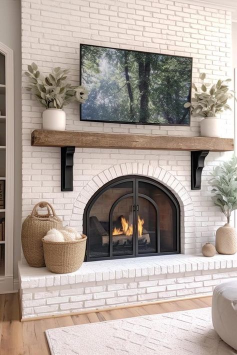 40 Beautiful White Brick Fireplace Ideas for a Bright Living Room -  #Beautiful #Brick #Bright #Fireplace #Ideas #Living #Room #White Fireplace Brick To Ceiling, Living Room Inspo Fireplace, White Brick Fireplace With Built Ins, White Brick Chimney, Brick Fireplace Decor Ideas, Living Room With Fireplace Inspiration, Fireplace Brick Ideas, Fire Surround Ideas, Arched Brick Fireplace