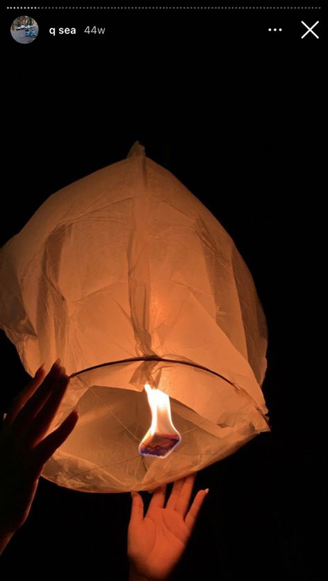 Fire Balloon, Diwali Photography, Diwali Pictures, Diwali Photos, Balloon Pictures, Balloon Kits, Sky Lanterns, Emotional Photography, Instagram Ideas Photography