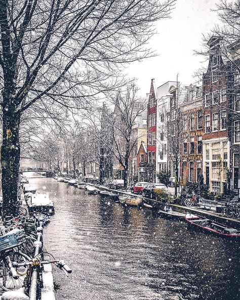 I Photographed Amsterdam During Heavy Snowfall | Bored Panda Snow Town, Amsterdam Winter, Snow Aesthetic, Amsterdam Canals, Rhine River, Amsterdam Travel, Winter Vibes, River Cruise, Winter Scenery