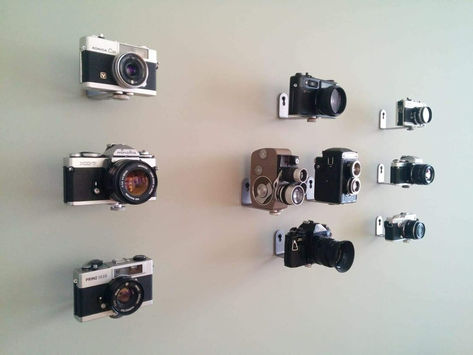 Shop now on Amazon. #affiliate Camera Collection Display, Antique Camera Display, Photographer Room, Vintage Camera Decor, Camera Display, Camera Decor, Camera Wall, Photography Office, Camera Storage