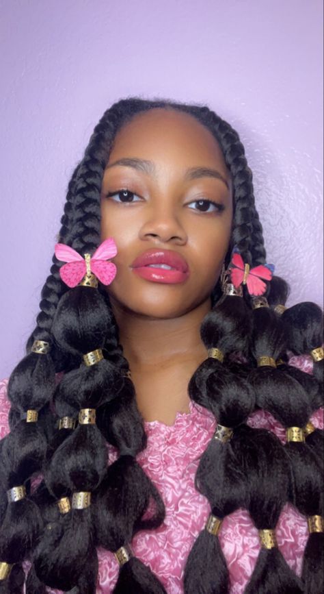 Braids With Bubble Braids, Black Hairstyles Aesthetic, Bubble Braids Black Hair, How To Style Bubble Braids, Jumbo Bubble Braids, Black Bubble Braids, Braids With Flowers Black, Black Natural Braided Hairstyles, Pom Pom Braids