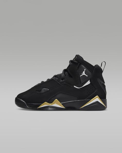 The Jordan True Flight takes design elements from the iconic AJ7 to craft a sneaker that brings a classic performance look to streetwear. It features premium leather structured around an internal sleeve for a secure fit that's easy to get on and off. A heel Air unit and long-lasting foam combine for soft underfoot cushioning. Shown: Black/Metallic Gold/White Style: 343795-017 Tennis Jordan, Jordan True Flight, Girly Car Accessories, Nike Kicks, Girly Car, Jordan 7, Kids Jordans, Shoes Nike, Black Metallic