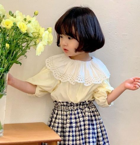 Korean Kids Girl, Ulzzang Kids Girl, Korean Toddler Girl, Baby Girl Haircuts, Asian Toddler Girl, Asian Baby Girl Aesthetic, Korean Kids Outfit Girl, Toddler Girl Haircut, Ullzang Kid Girl