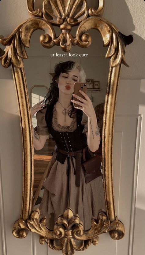 Ren Faire Outfits, Ren Faire Costume, My Poetry, Fair Outfits, Ren Fair, Fest Outfits, Costume Inspo, Elf Costume, Witch Outfit